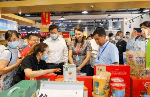 京蒙消費(fèi)幫扶北京雙創(chuàng)中心展廳開(kāi)業(yè)儀式暨錫林郭勒盟綠色農(nóng)畜產(chǎn)品展銷(xiāo)活動(dòng)在京啟動(dòng)